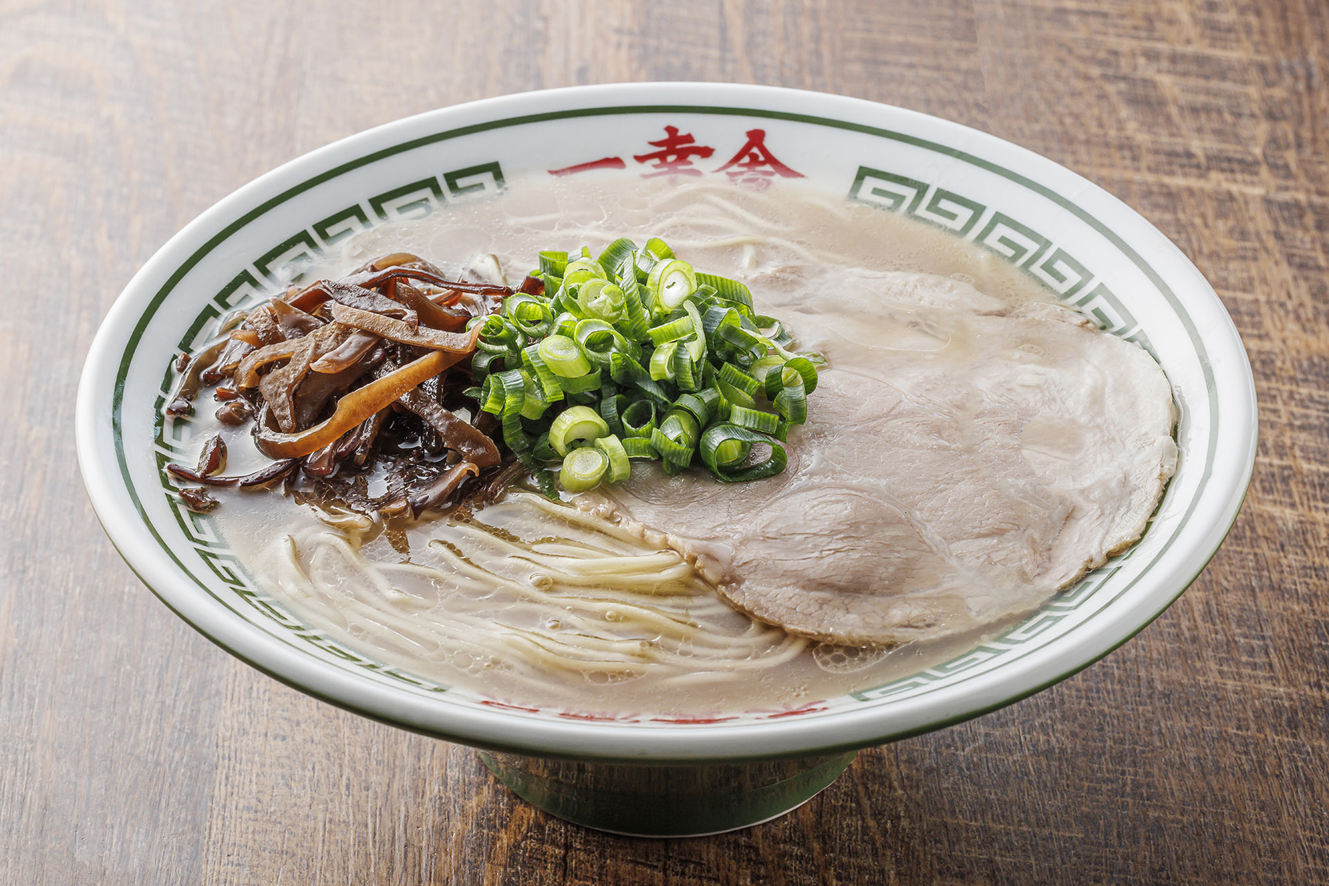 豚骨ラーメンの写真